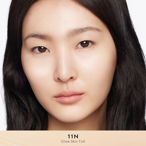 Gucci Glow Skin Tint - 色号11