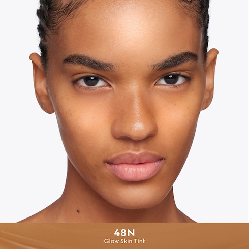 48, skin tint Gucci Glow
