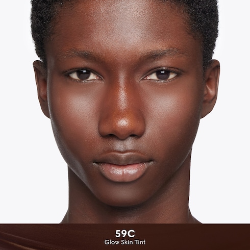 59, Gucci Glow Skin Tint
