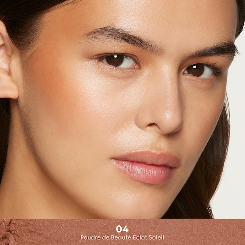 04, Poudre De Beauté Éclat Soleil Powder