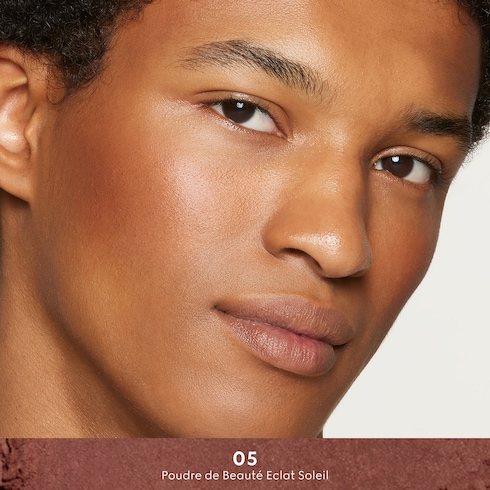 05, Poudre De Beauté Éclat Soleil Powder