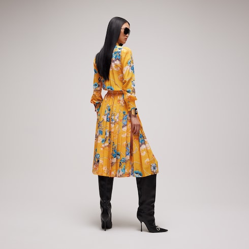 Kleid aus bedruckter Seide