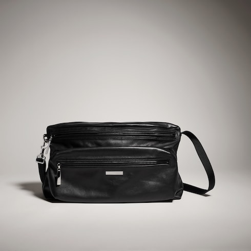 GUCCI ボディバッグ 黒 保存袋付き GUCCI（グッチ） レザー ベルトバッグ ボディバッグ ウエストバッグ