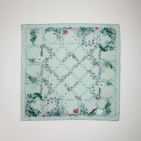 Pañuelo cuadrado de sarga de seda estampada