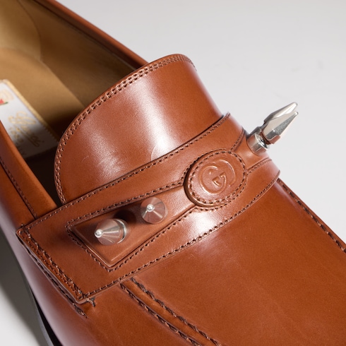 Mocassins cloutés pour homme