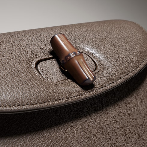 Small shoulder bag with bamboo