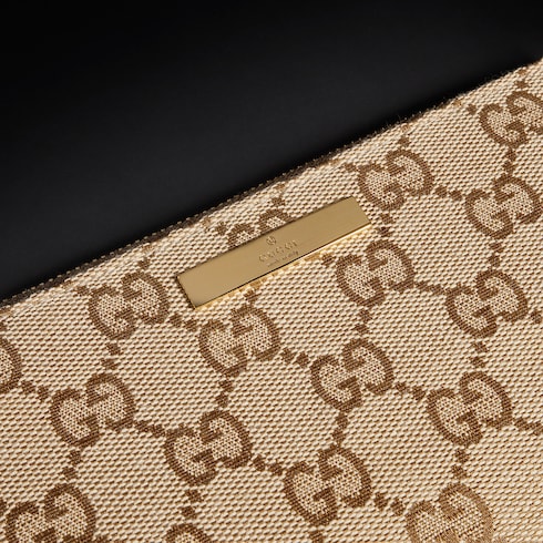 Längliche Brieftasche mit Gucci Plakette