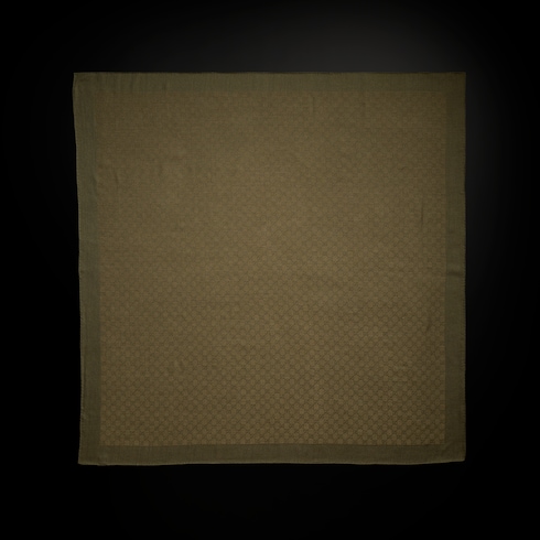 Scialle in lana e seta jacquard GG