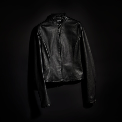 Giacca con cerniera in leggera pelle stretch