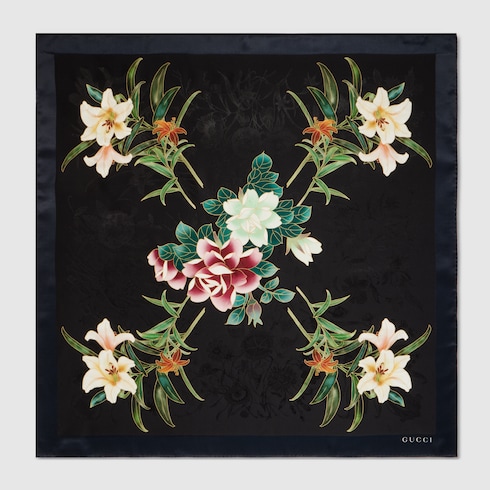 GUCCI 　シルクスカーフ Gucci x 安藤七宝店 日本限定 シルク スカーフ ・ブラック＆ブルー