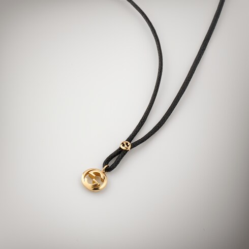 〔グッチ インターロッキング〕18K ペンダント コード ネックレス