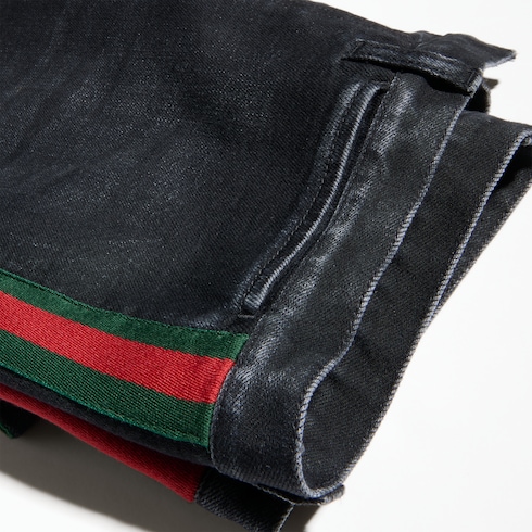 Stretch-Baumwoll-Denim mit Web