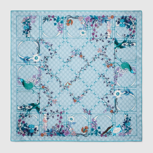 小物 GUCCI Printed silk twill carré in light blue | GUCCI® US
