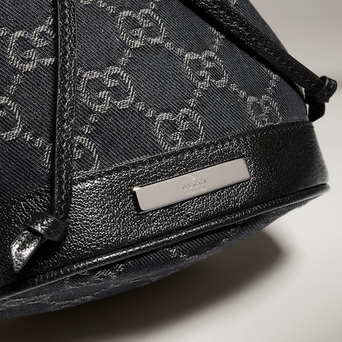 Mini bucket bag with Gucci plaque