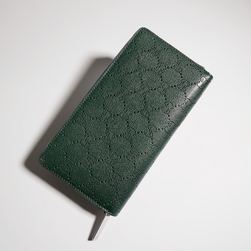 Aria zip around wallet