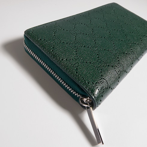 Aria zip around wallet