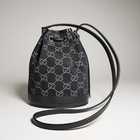 Mini bucket bag with Gucci plaque