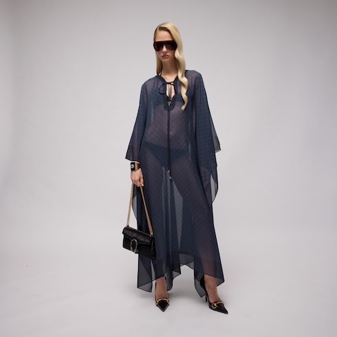 Vestido capa de georgette de seda con GG