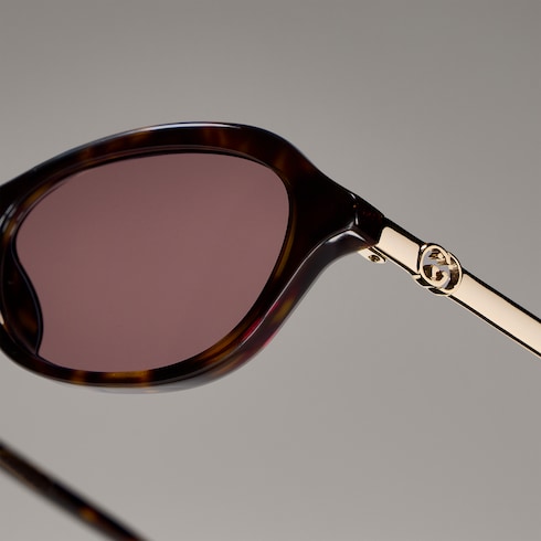 Oval-frame sunglasses