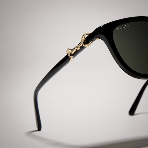 Round-frame sunglasses