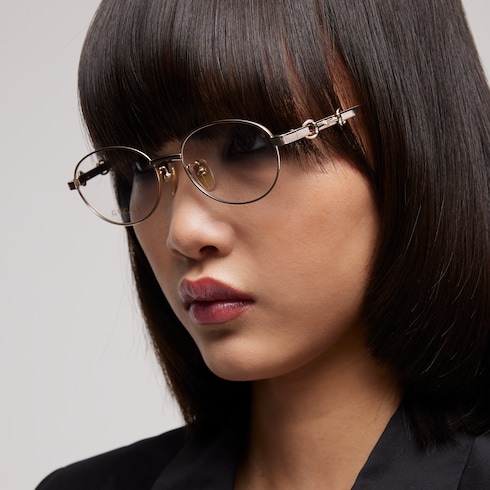 Specialised-fit round optical frame