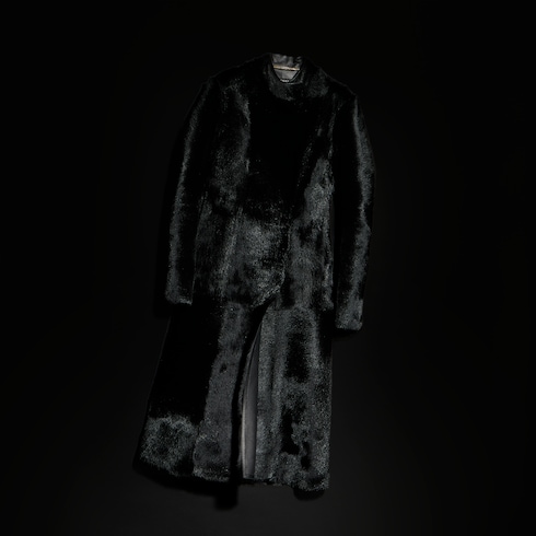 Manteau en cuir de vache à longs poils