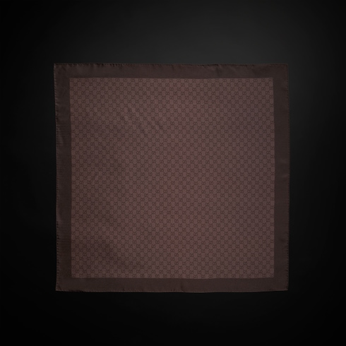 Carré en jacquard de soie twill GG