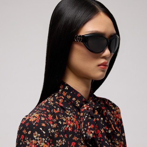 GUCCI キャットアイ サングラス キャットアイフレーム サングラス ・ブラック | GUCCI公式