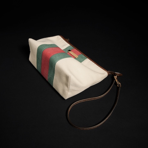 Kleine Pouch mit Riemen und Web