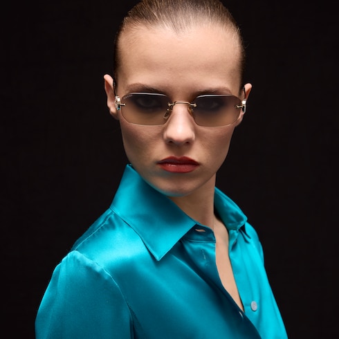 Gafas de sol con montura rectangular