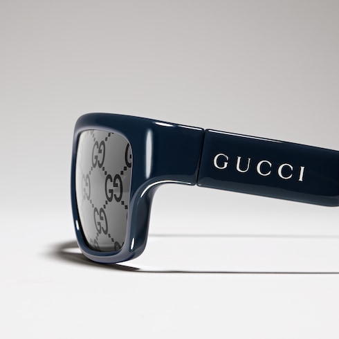 Gafas de sol con montura rectangular
