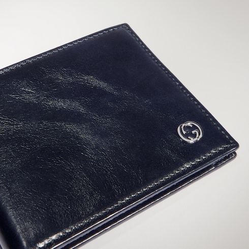 Bi-fold wallet with Interlocking G