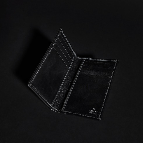Card case wallet with Interlocking G
