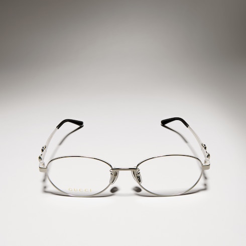 Specialized-fit round optical frame