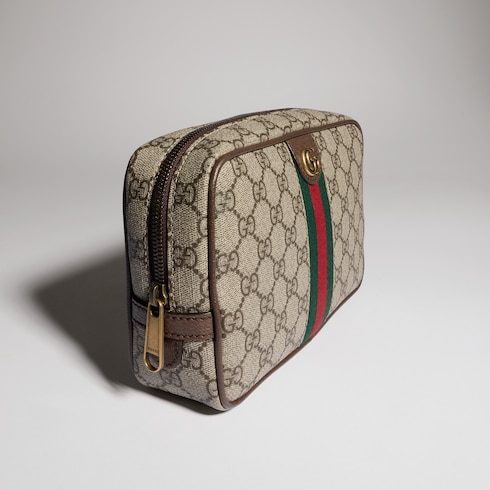 حقيبة مستحضرات التجميل صغيرة الحجم من Gucci Savoy