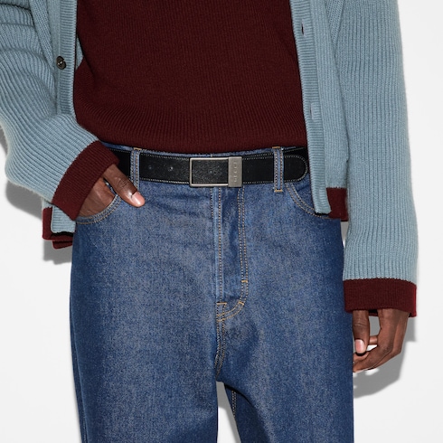 Reversible belt with rectangular buckle