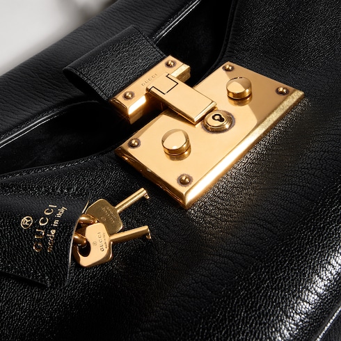 Large tote bag with lock