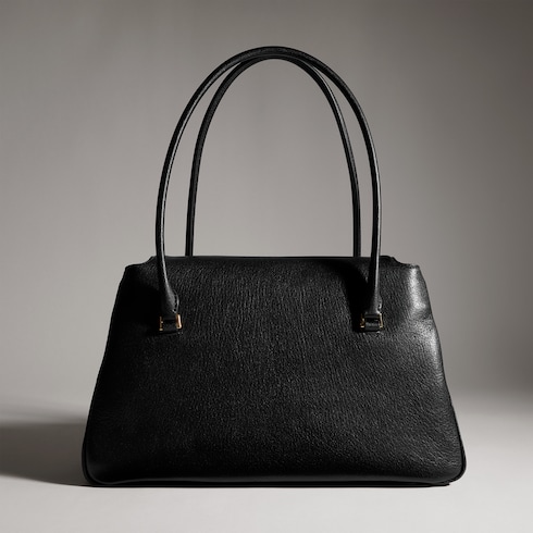 Large tote bag with lock