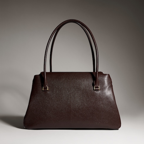 Large tote bag with lock