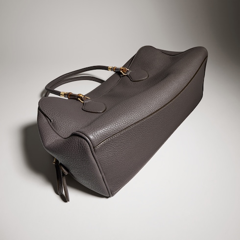 Large boston bag with bamboo