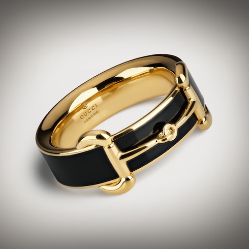 Anello smaltato con Morsetto
