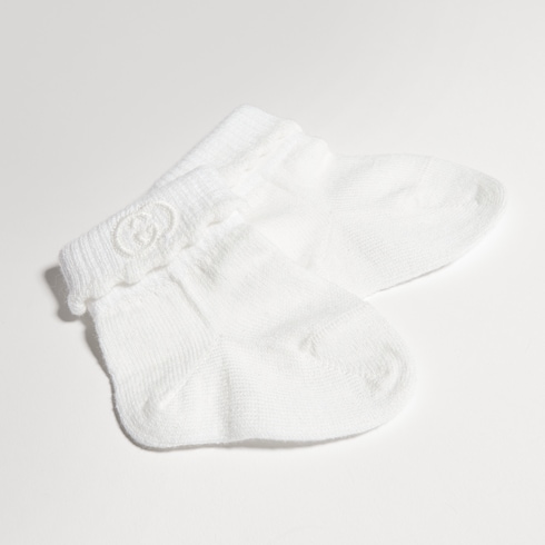 Babysocken aus Baumwolle mit Stickerei