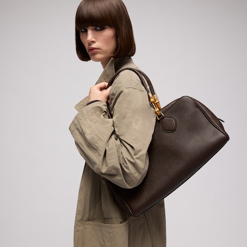 Large boston bag with bamboo