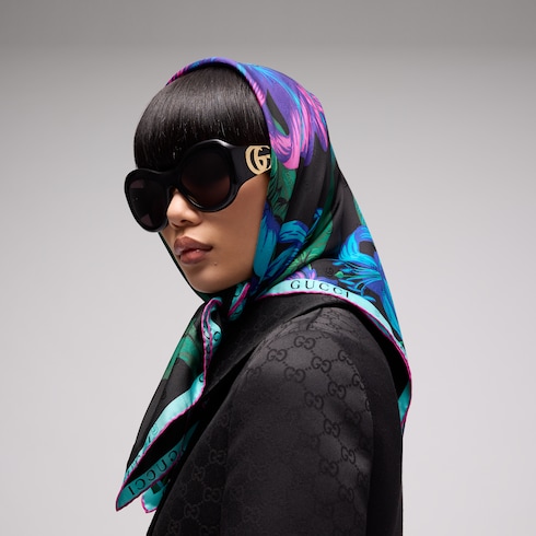 Vierecktuch aus Seidentwill mit Gucci Blumen- und Doppel G Print
