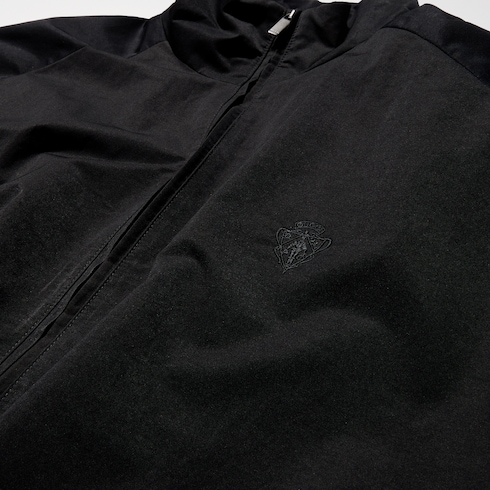 Chaqueta con cremallera de sarga técnica suave
