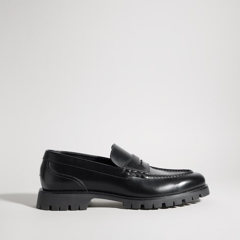 Men's loafer with lug sole
