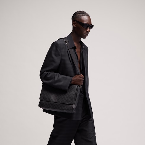 Gucci Essence Classic系列中号斜挎包