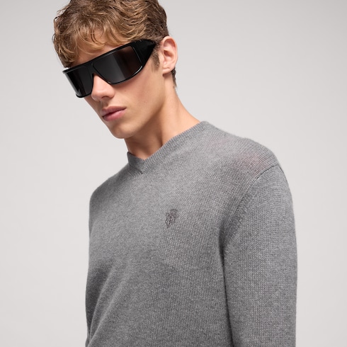 Pull en maille de cachemire avec broderie