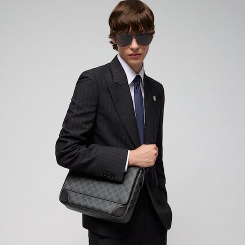 GG Emblem medium crossbody bag