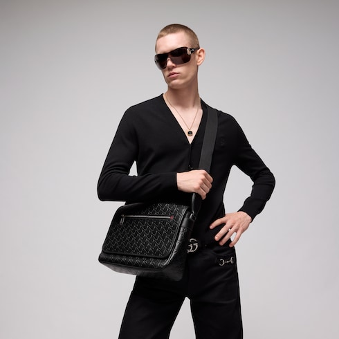 GG Emblem medium crossbody bag